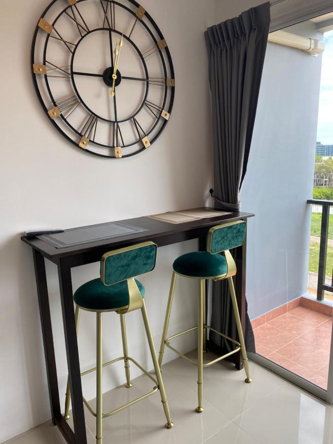 Trio Gems Condo, Pattaya Thailand Pantai Jomtien Luaran gambar